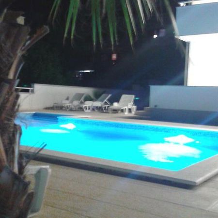 Luxury Apartments Cuba 1 Novalja Bagian luar foto