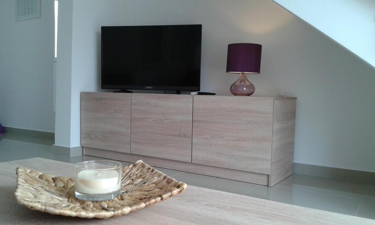 Luxury Apartments Cuba 1 Novalja Bagian luar foto